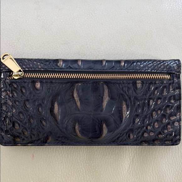 Brahmin Blue Crocodile Embossed wallet - Picture 4 of 5